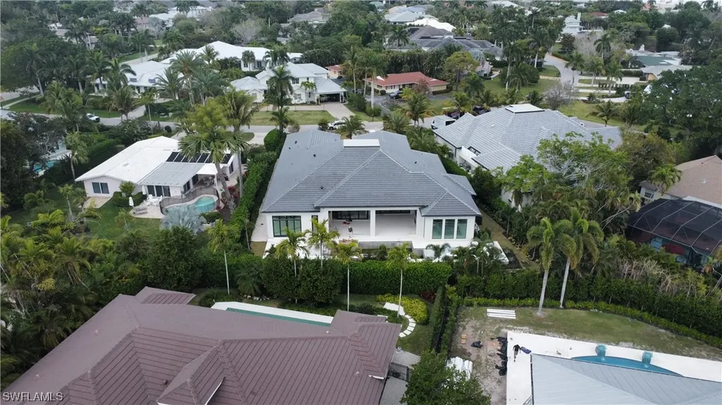 560 Rudder Road Naples FL 34102