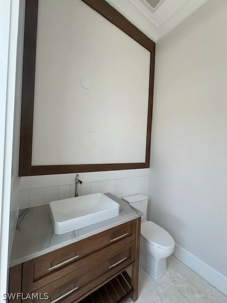 560 Rudder Road Naples FL 34102