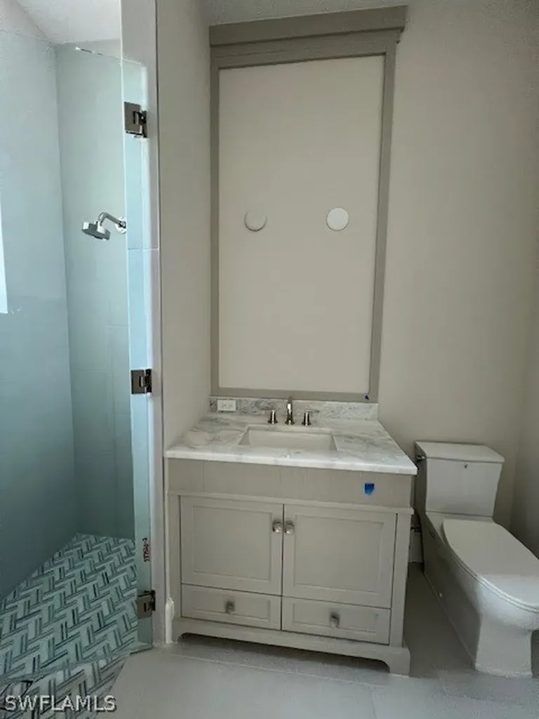560 Rudder Road Naples FL 34102