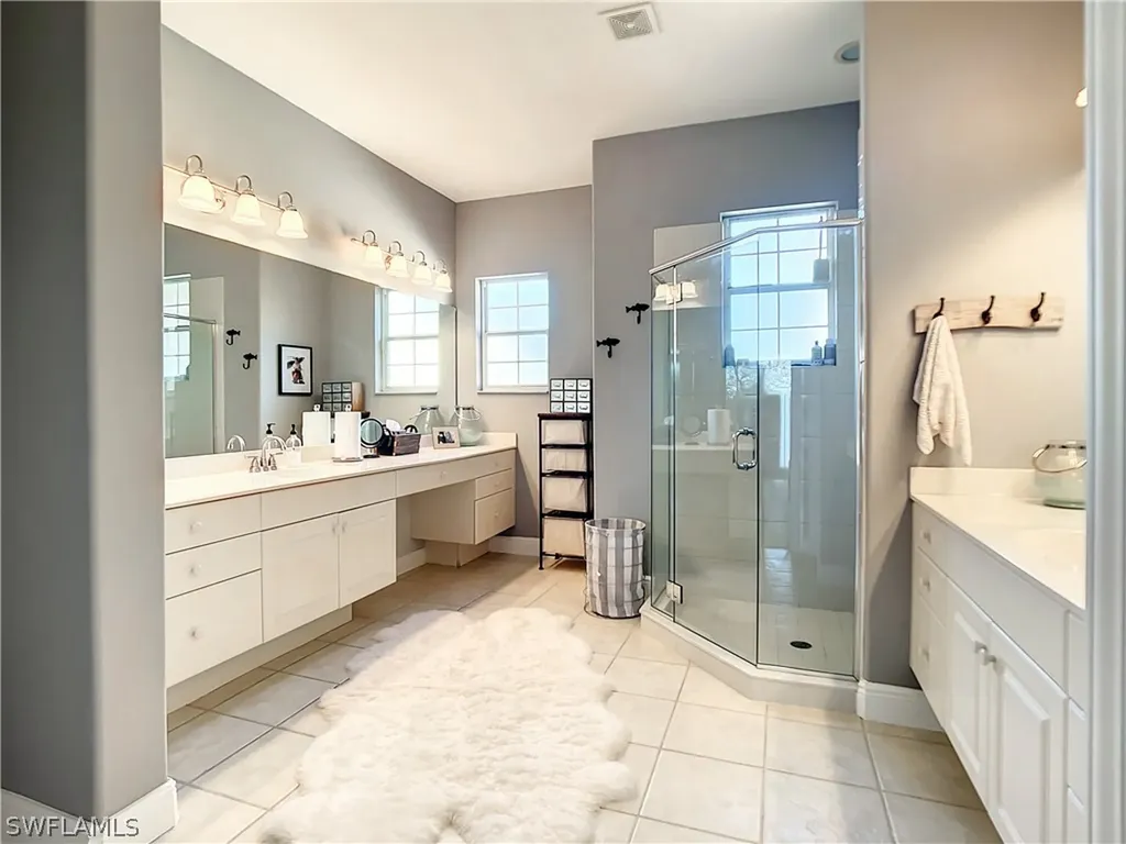 673 Vintage Reserve Circle Naples FL 34119