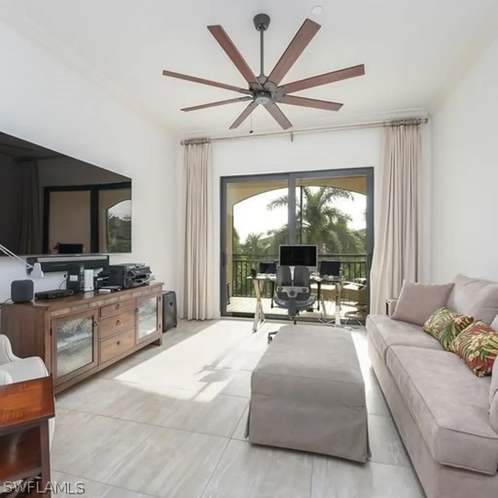 2769 Tiburon Boulevard E Naples FL 34109