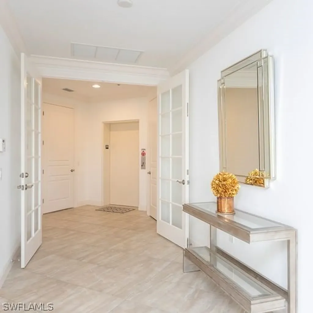 2769 Tiburon Boulevard E Naples FL 34109