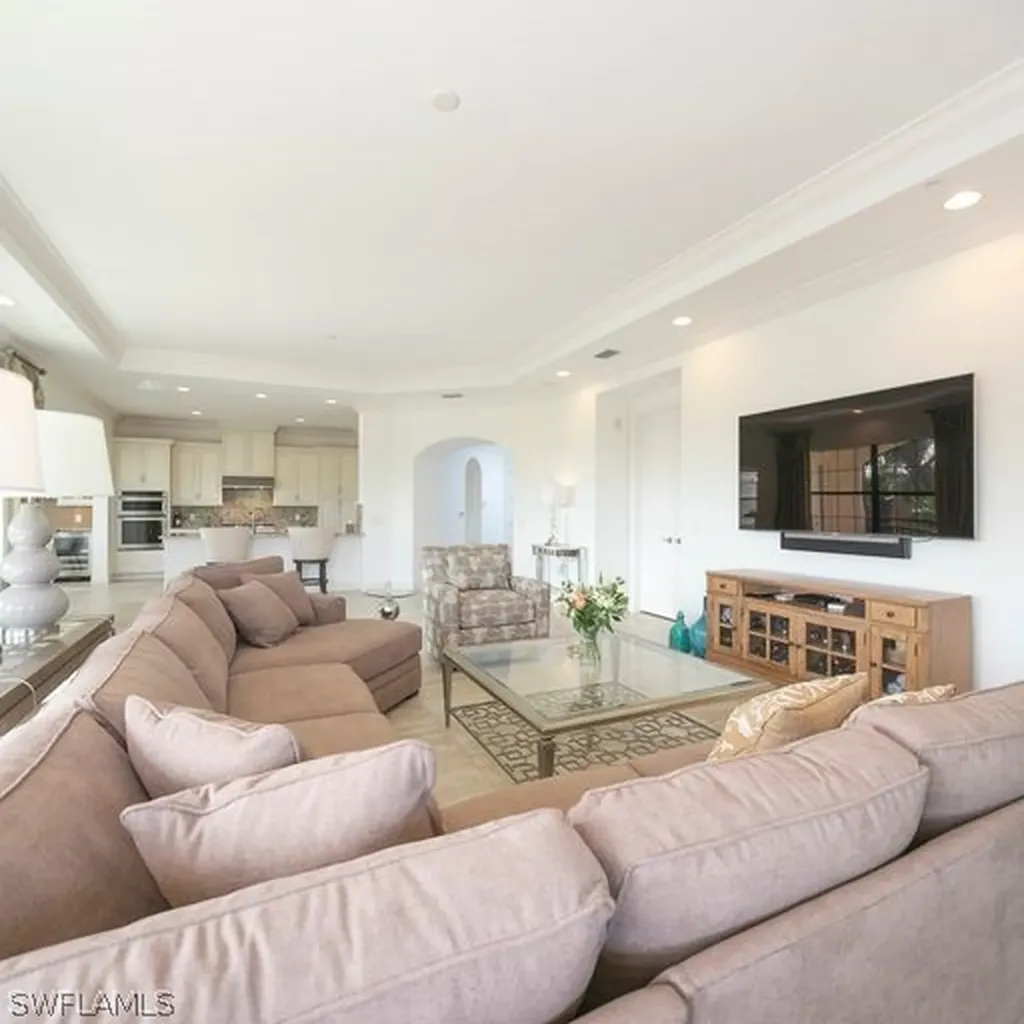 2769 Tiburon Boulevard E Naples FL 34109