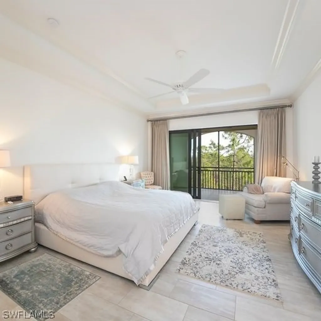 2769 Tiburon Boulevard E Naples FL 34109