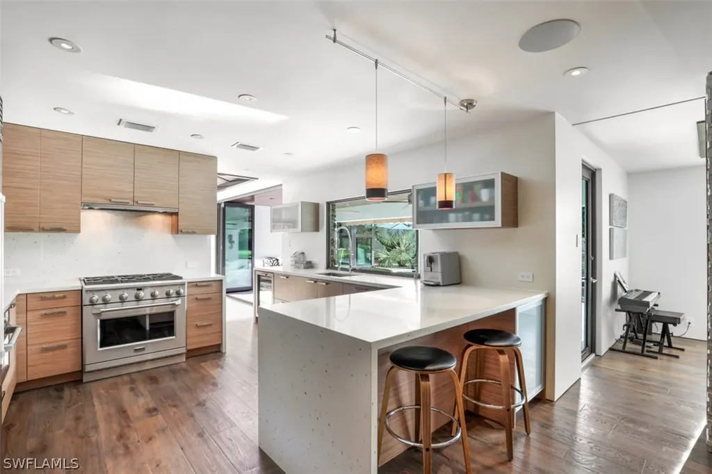 615 Carica Road Naples FL 34108