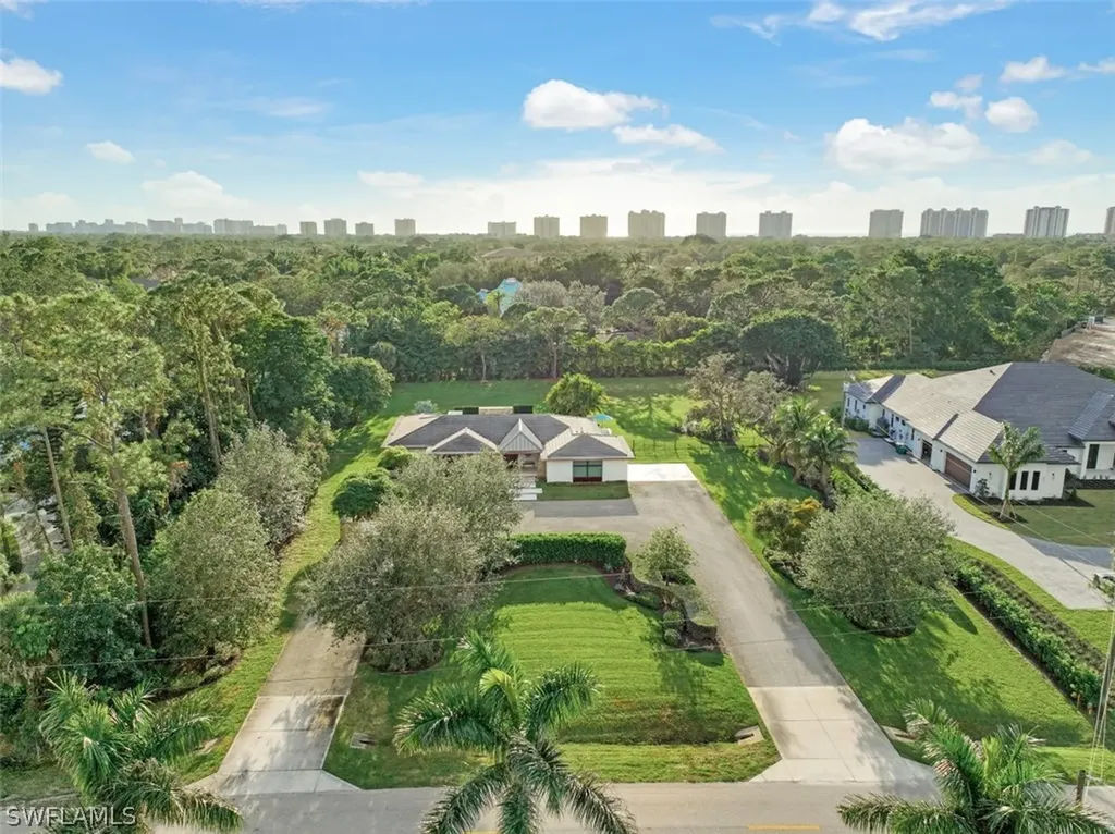 615 Carica Road Naples FL 34108