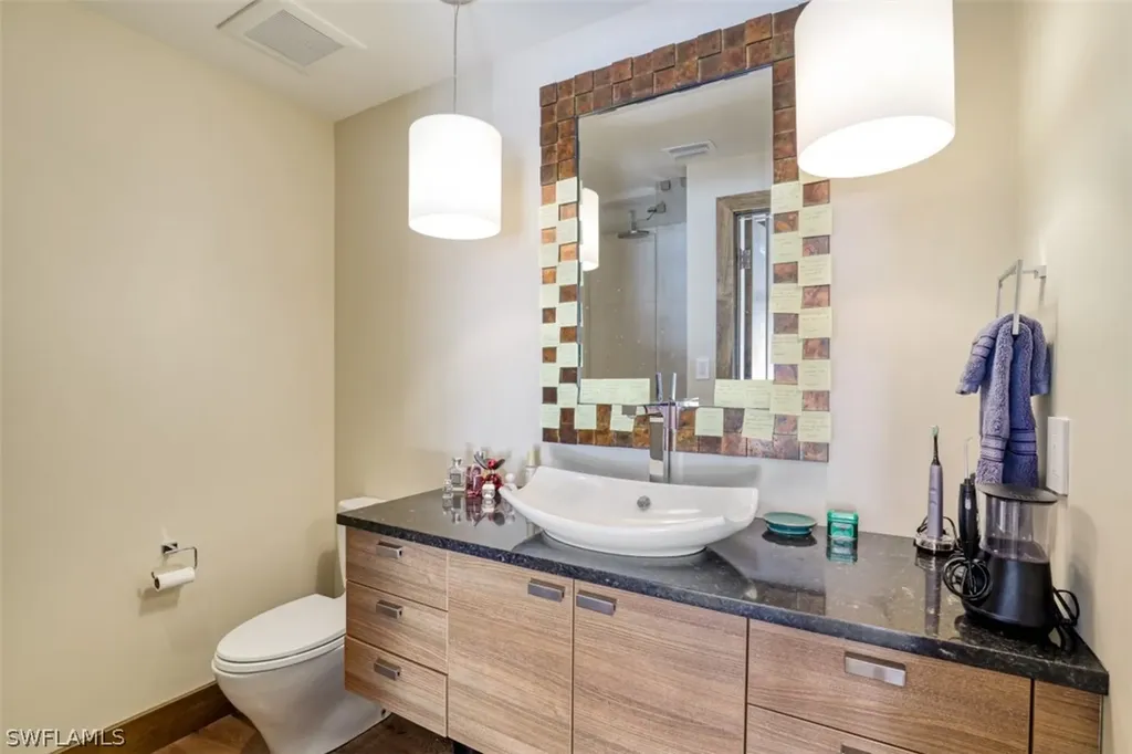 615 Carica Road Naples FL 34108