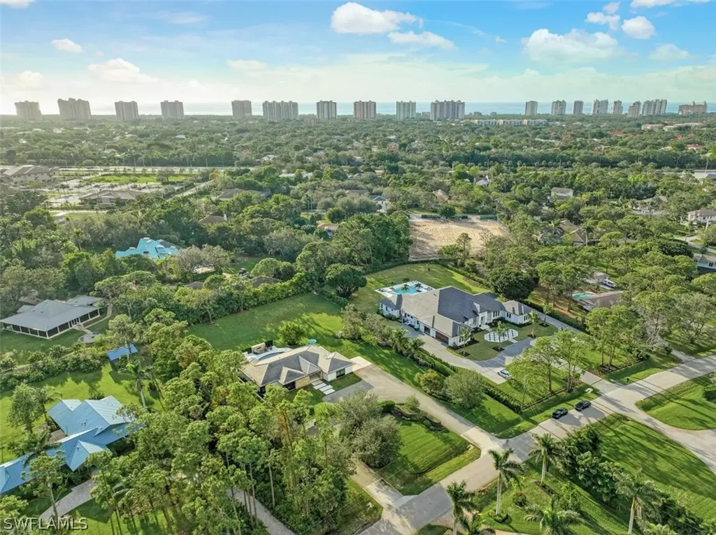 615 Carica Road Naples FL 34108