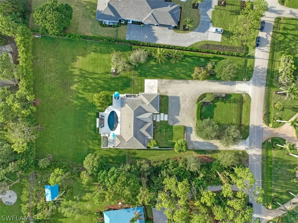 615 Carica Road Naples FL 34108
