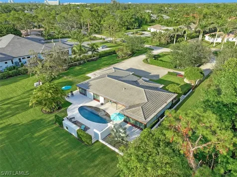 615 Carica Road Naples FL 34108