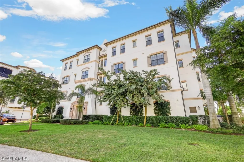 16426 Carrara Way Naples FL 34110