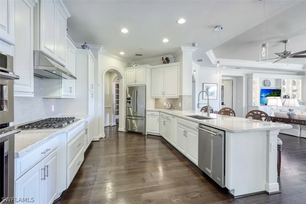 16426 Carrara Way Naples FL 34110