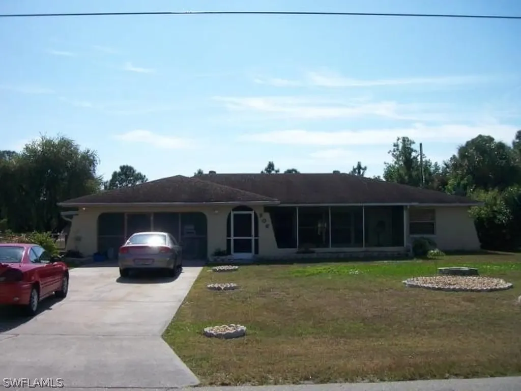 206 E 6th Street Lehigh Acres FL 33972
