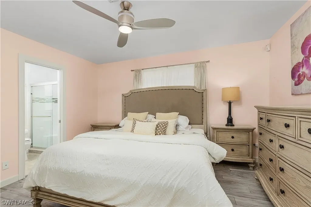 679 94th Avenue N Naples FL 34108