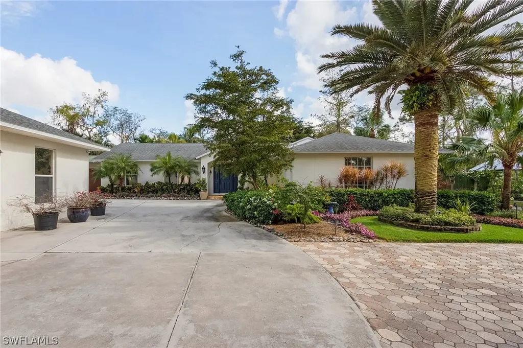770 Logan Boulevard N Naples FL 34119