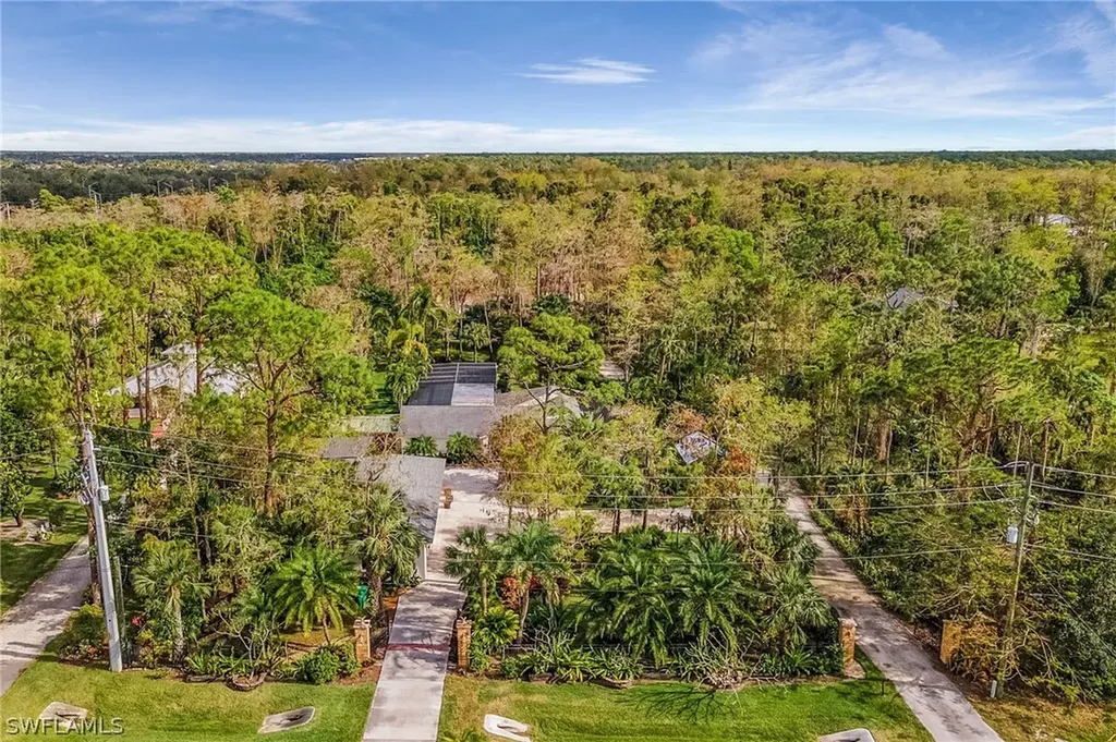 770 Logan Boulevard N Naples FL 34119