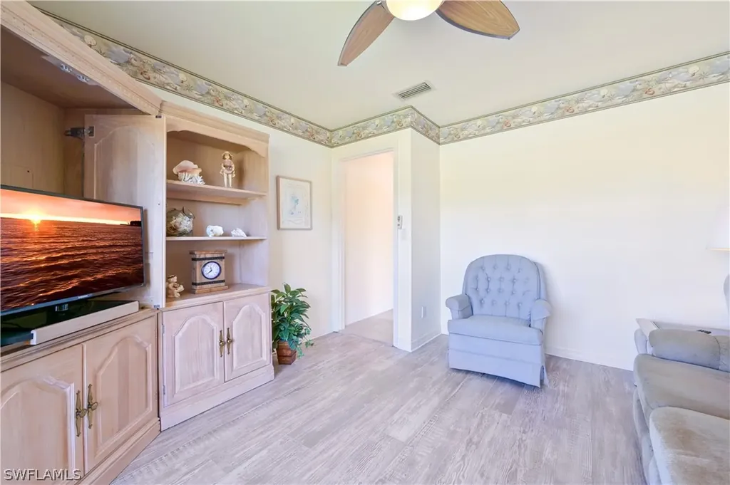 957 Charlemagne Boulevard Naples FL 34112
