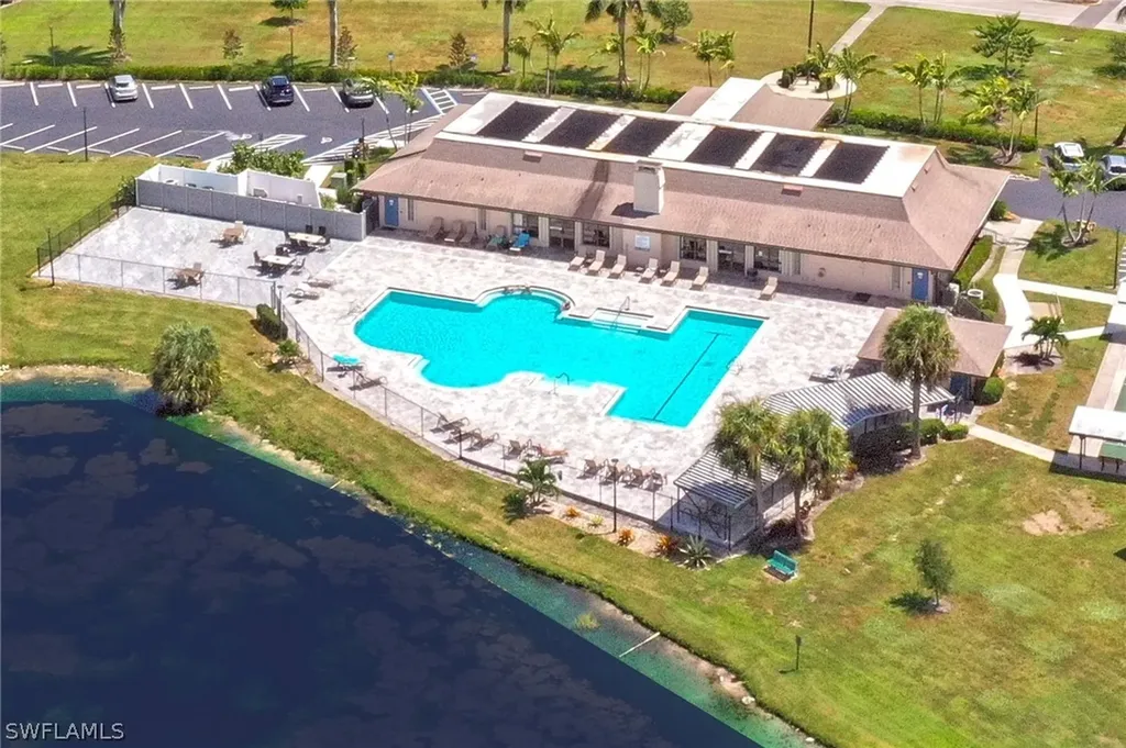 957 Charlemagne Boulevard Naples FL 34112