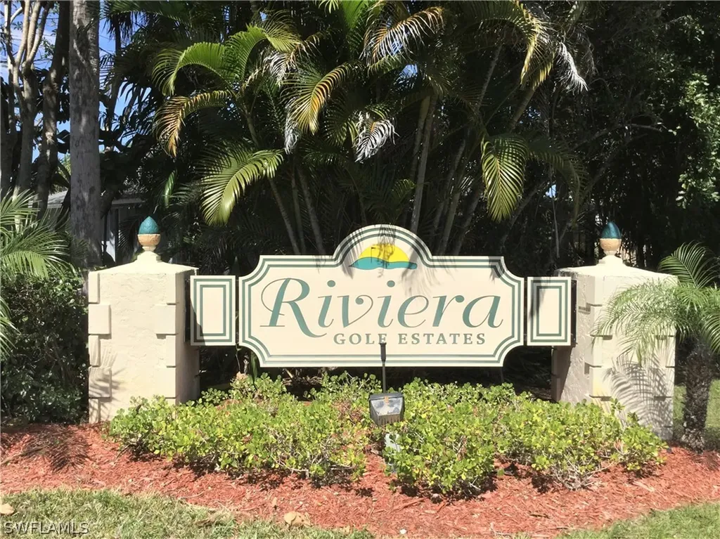 957 Charlemagne Boulevard Naples FL 34112