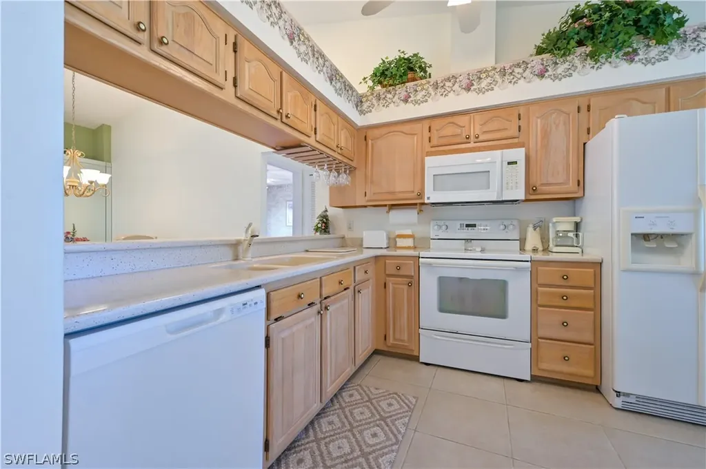 957 Charlemagne Boulevard Naples FL 34112