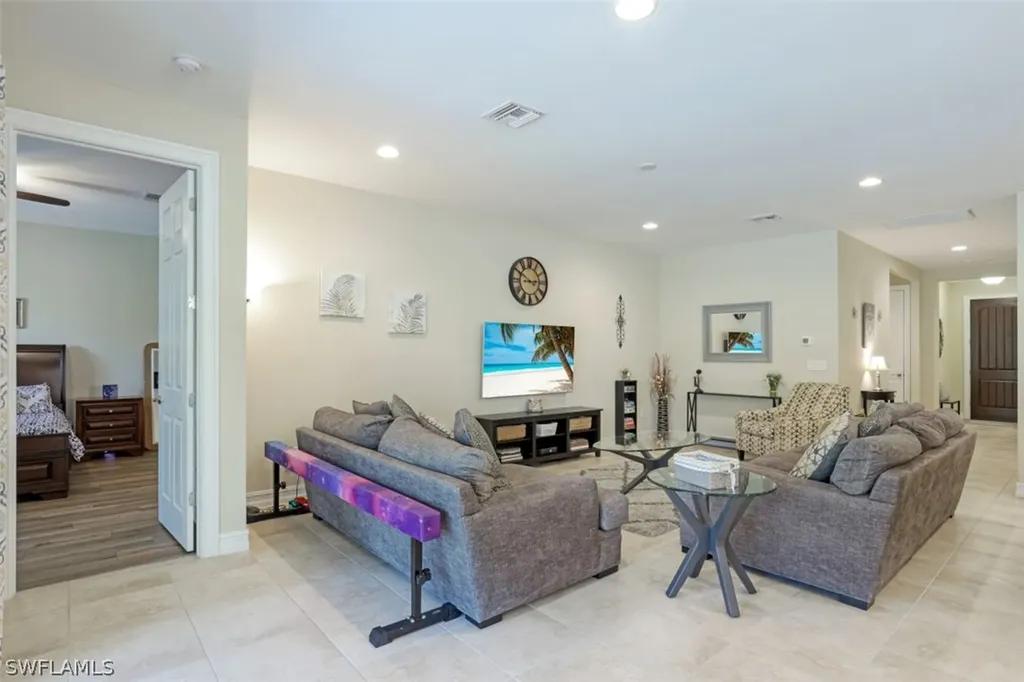 16432 Aberdeen Way Naples FL 34110