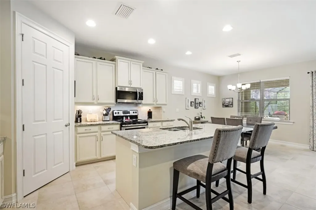 16432 Aberdeen Way Naples FL 34110