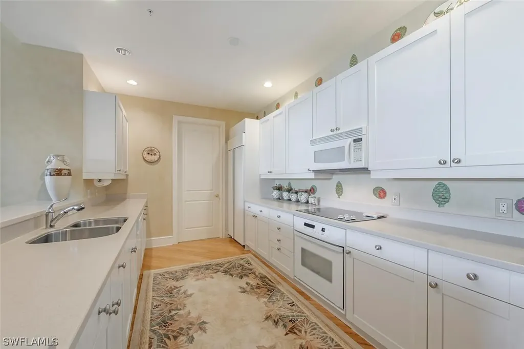 780 5th Avenue S Naples FL 34102