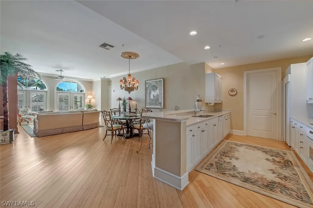 780 5th Avenue S Naples FL 34102