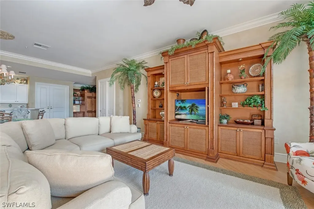 780 5th Avenue S Naples FL 34102