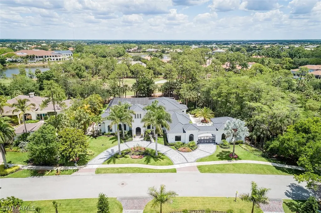 4468 Brynwood Drive Naples FL 34119