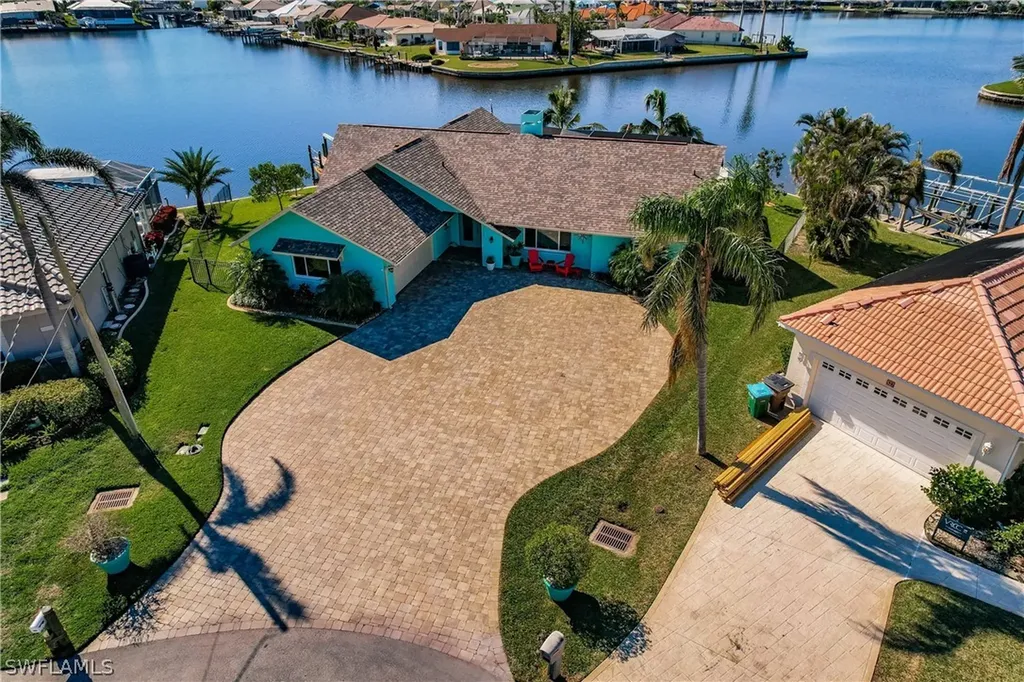 526 SW 53rd Terrace Cape Coral FL 33914