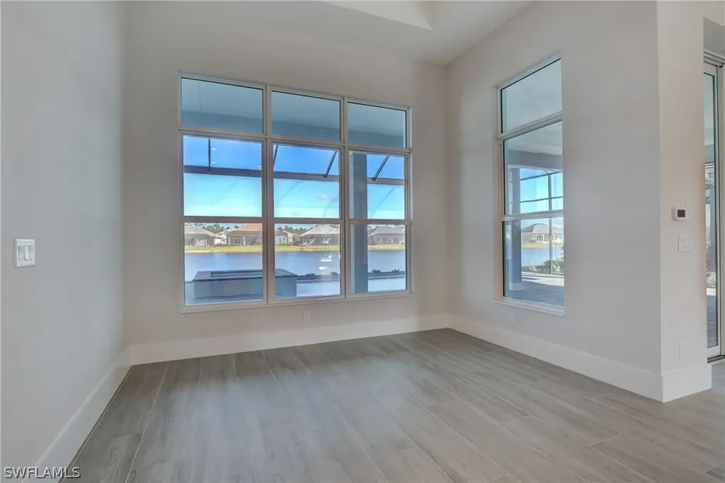 14229 Laguna Springs Lane Naples FL 34114