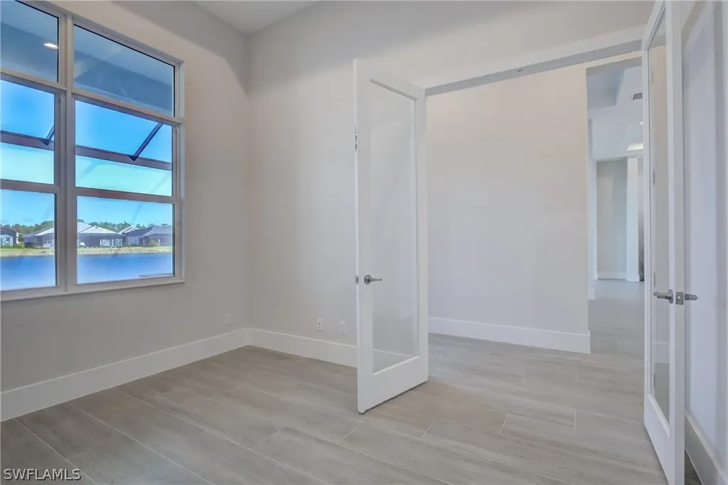 14229 Laguna Springs Lane Naples FL 34114