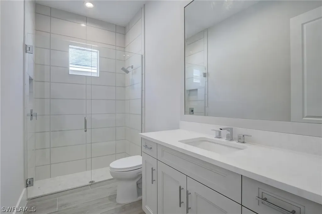 14229 Laguna Springs Lane Naples FL 34114