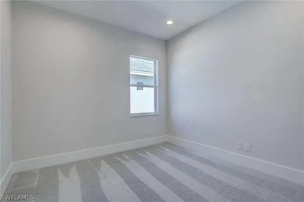 14229 Laguna Springs Lane Naples FL 34114