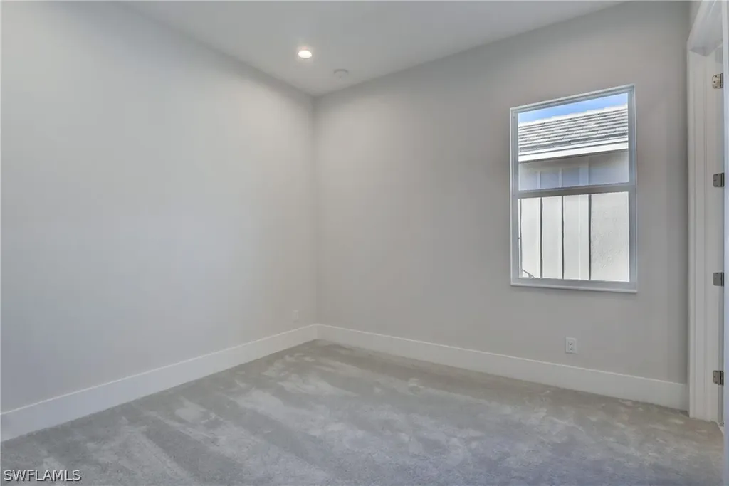 14229 Laguna Springs Lane Naples FL 34114