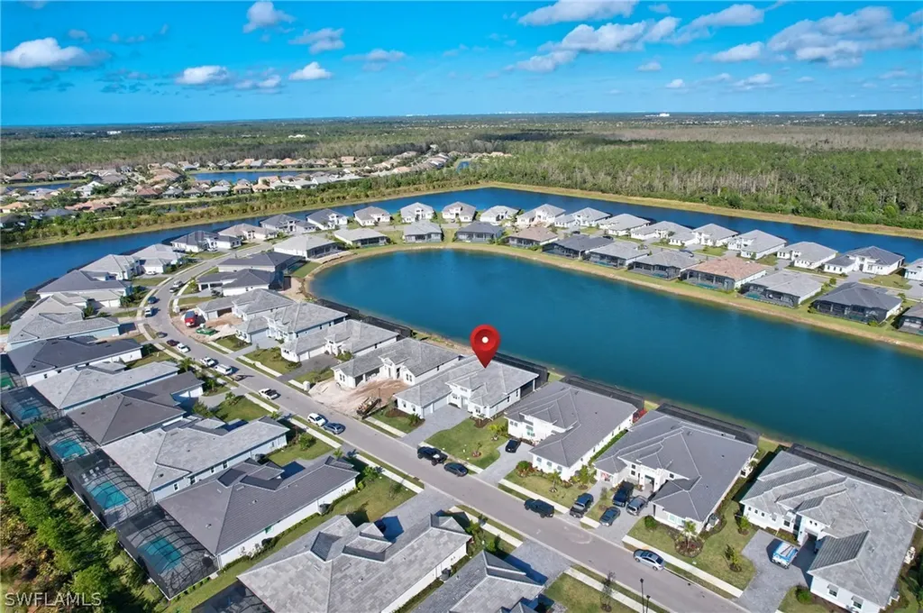 14229 Laguna Springs Lane Naples FL 34114