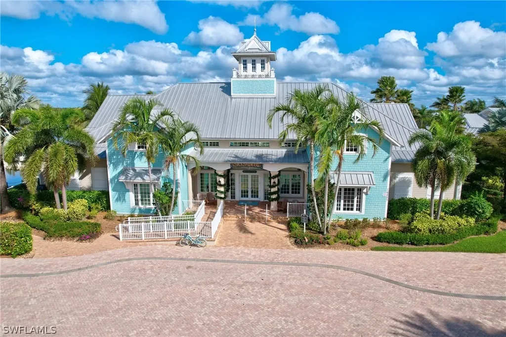14229 Laguna Springs Lane Naples FL 34114