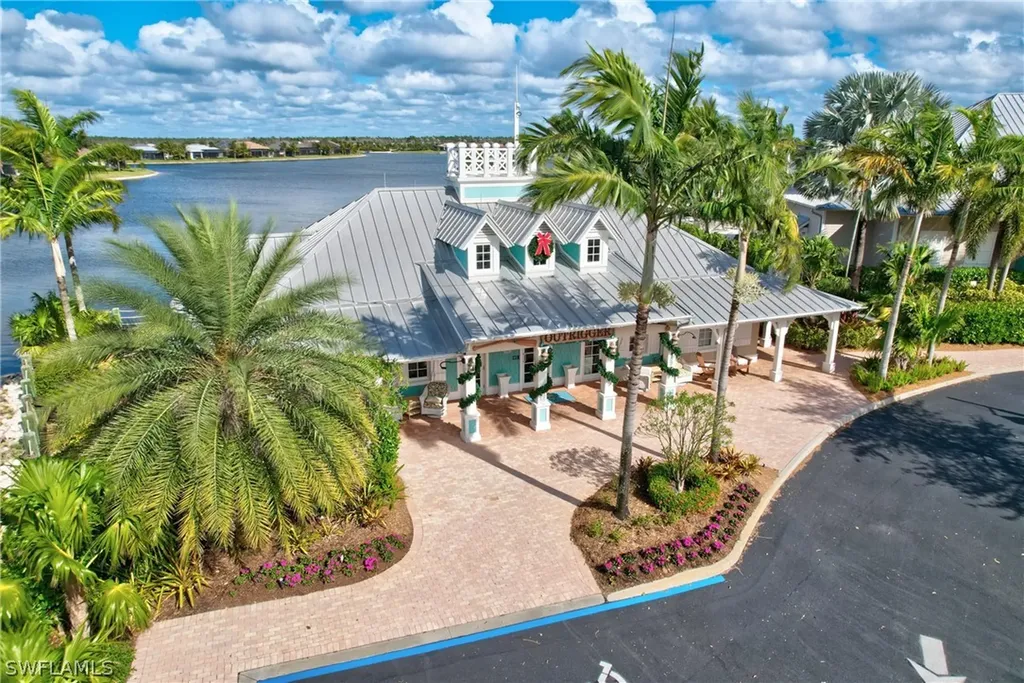14229 Laguna Springs Lane Naples FL 34114