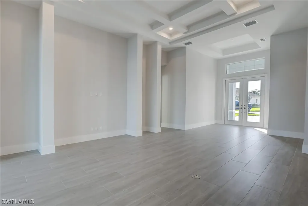 14229 Laguna Springs Lane Naples FL 34114