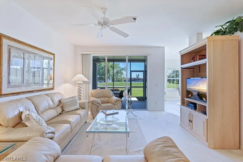 Naples FL, 5880 Three Iron Drive, Unit 802