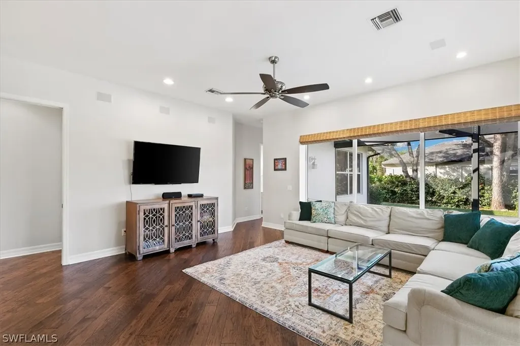 9953 Clear Lake Circle Naples FL 34109