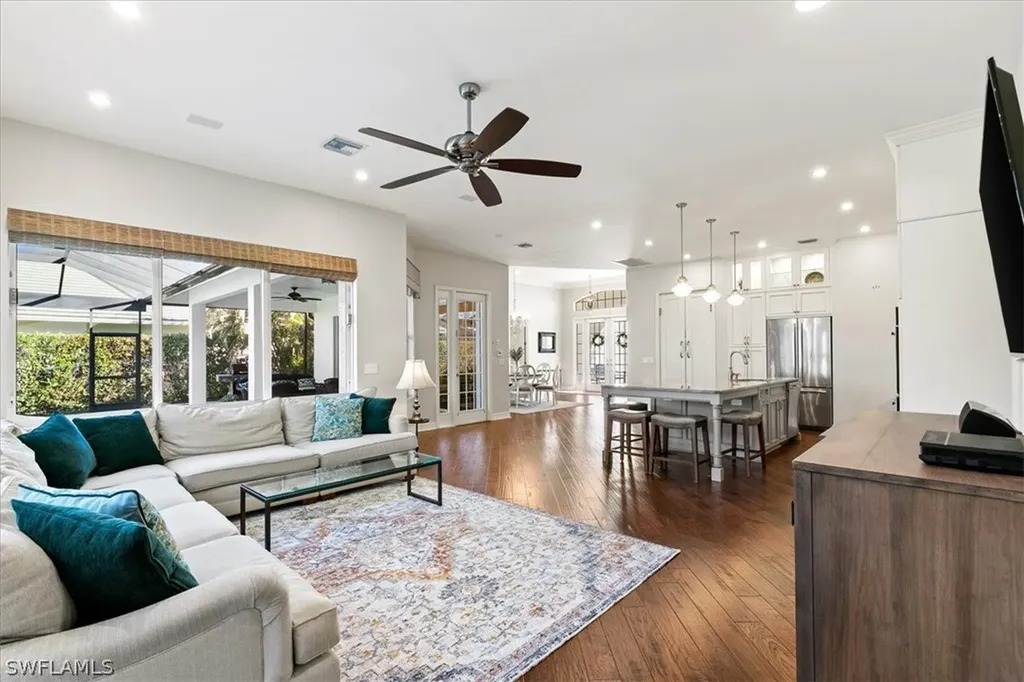 9953 Clear Lake Circle Naples FL 34109