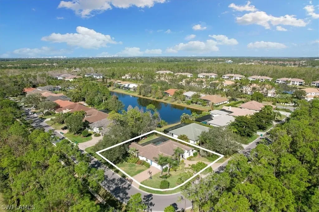 9953 Clear Lake Circle Naples FL 34109