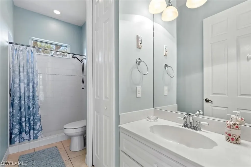 9953 Clear Lake Circle Naples FL 34109