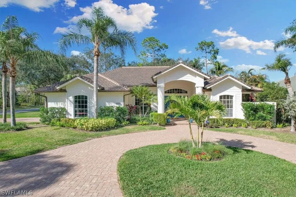 9953 Clear Lake Circle Naples FL 34109