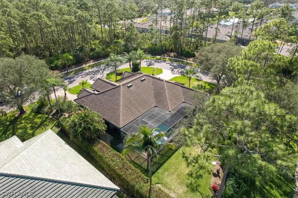 9953 Clear Lake Circle Naples FL 34109