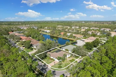9953 Clear Lake Circle Naples FL 34109