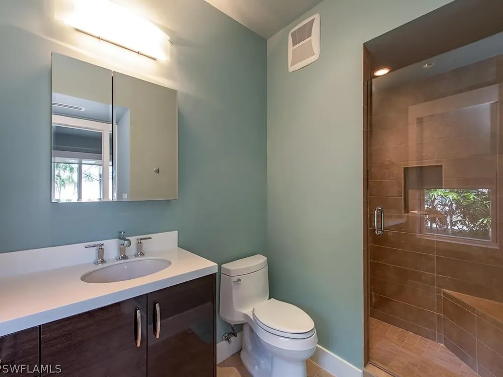 575 10th Avenue S Naples FL 34102