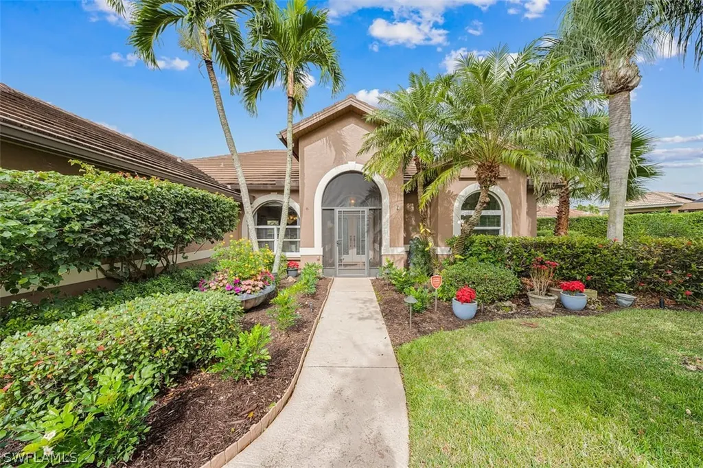Naples FL, 8993 Lely Island Circle